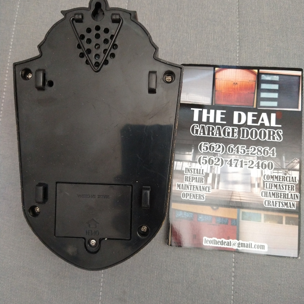 Halloween ring bell - Picture 3 of 3